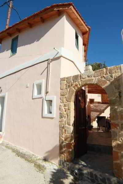 Fotini House
